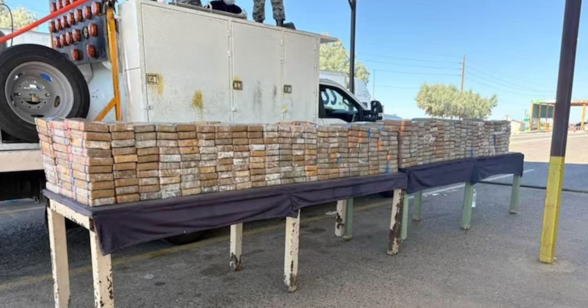 Hallan más de una tonelada de presunta cocaína en doble fondo de camioneta en San Luis Río Colorado
