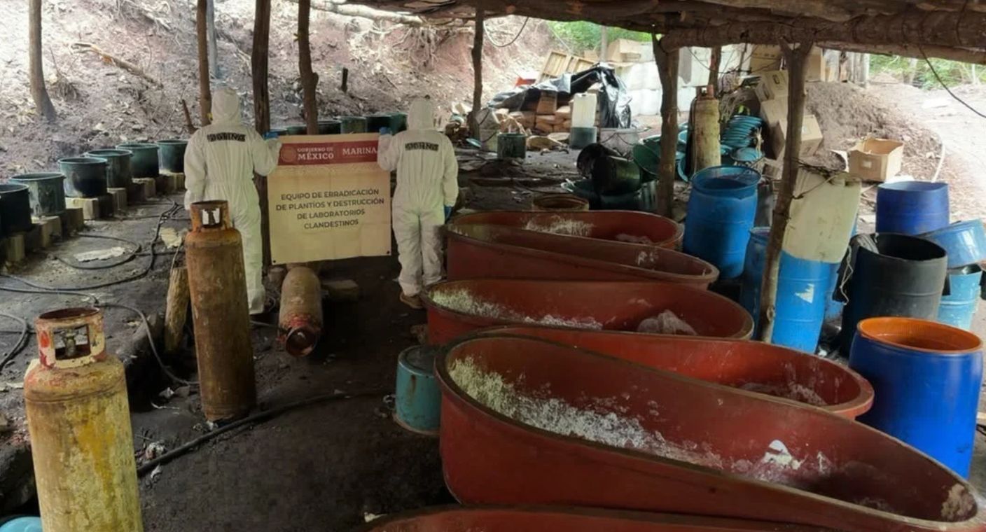 Marina desmantela laboratorio de metanfetamina en Durango; aseguran más de 1.3 toneladas - Proyecto Puente