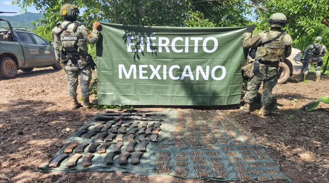 Asegura el Ejército arsenal en Tepuxta, Concordia