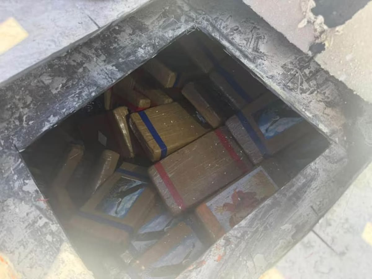 Hallan más de una tonelada de presunta cocaína en doble fondo de camioneta en San Luis Río Colorado