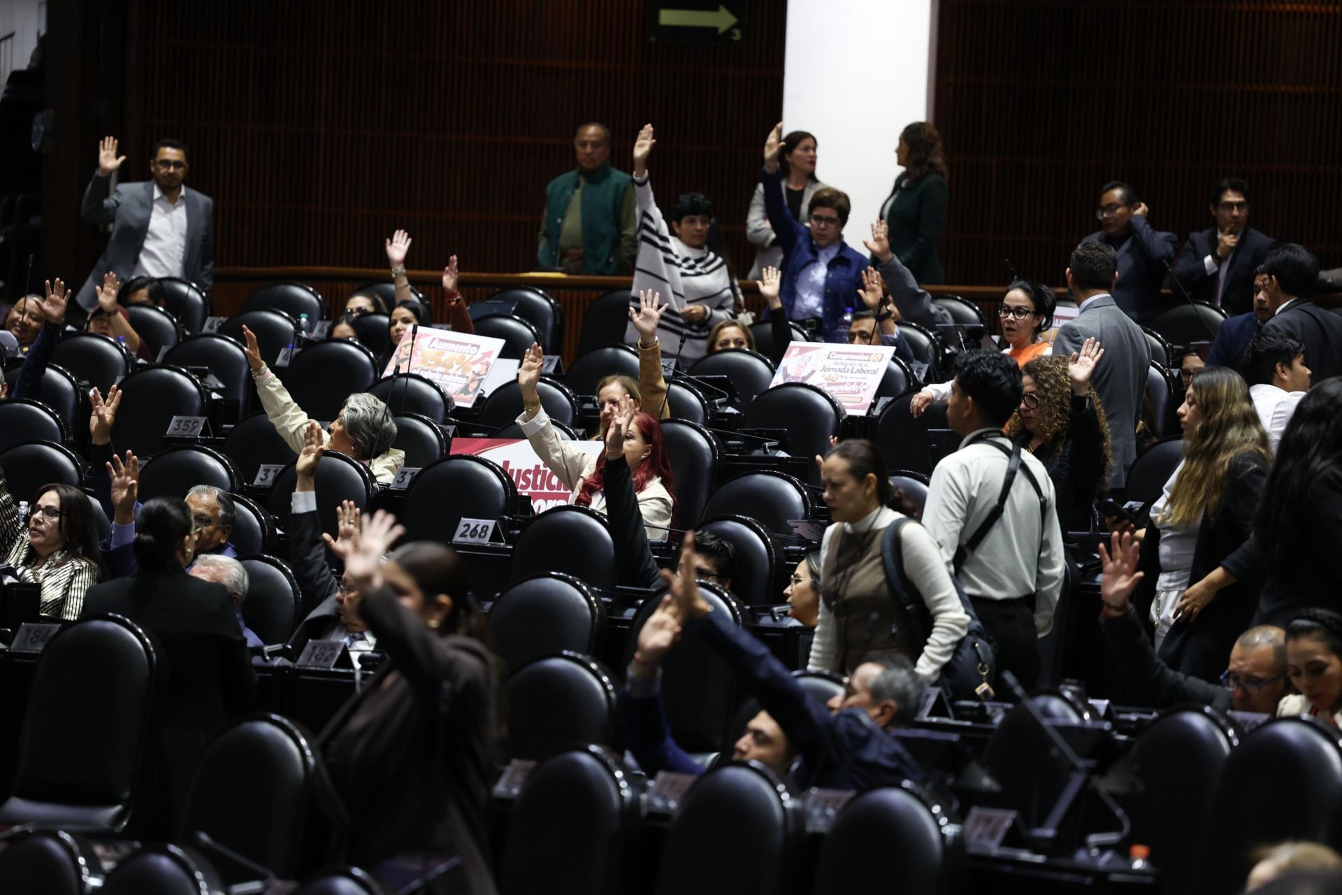 “A favor del huachicol fiscal”: confusión de diputada de Morena roba foco a la Ley Aduanera