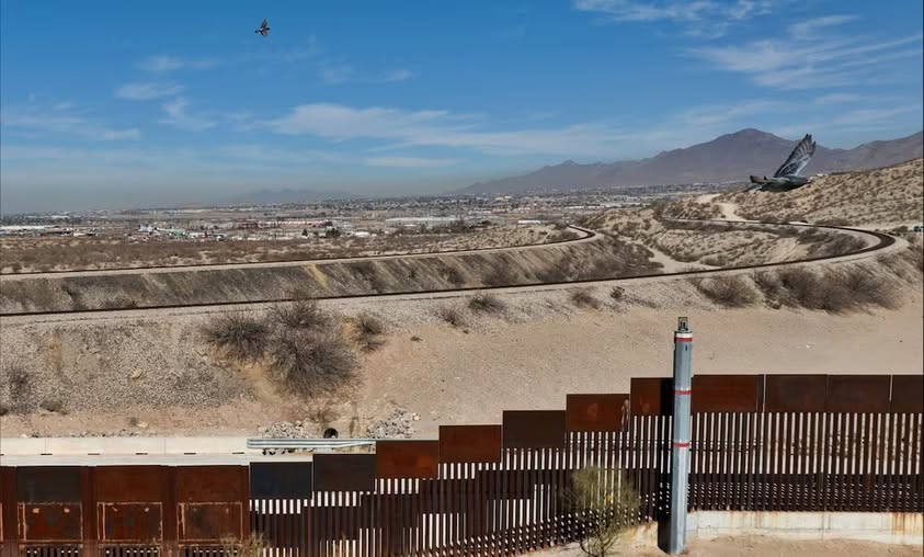 Trump prohíbe drones en la frontera con México; derribarán cualquier unidad de los cárteles con láseres - nuevolaredo.tv