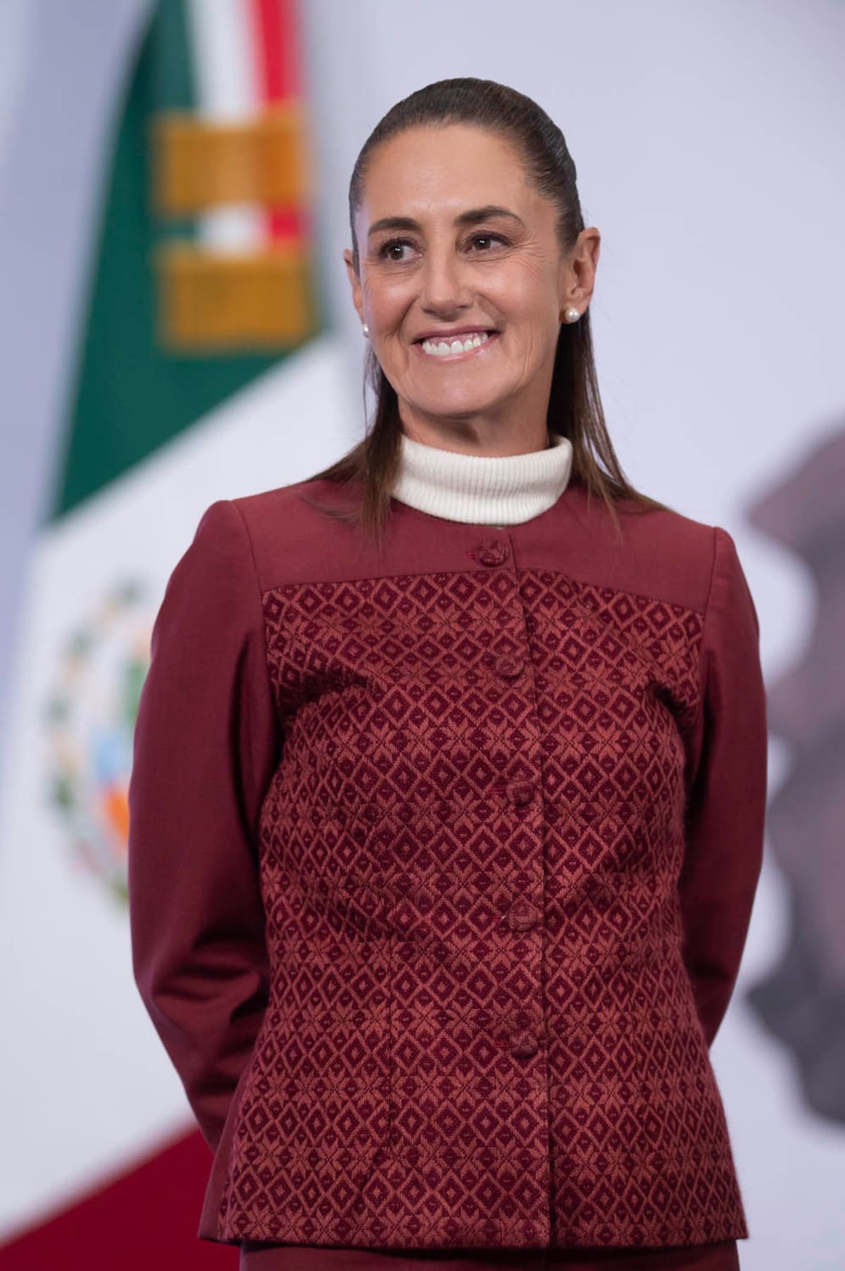 Trump reitera que los cárteles controlan México y asegura que ya se lo dijo a Sheinbaum: “No son capaces de combatirlos”; advierte que Estados Unidos intensificará sus ataques