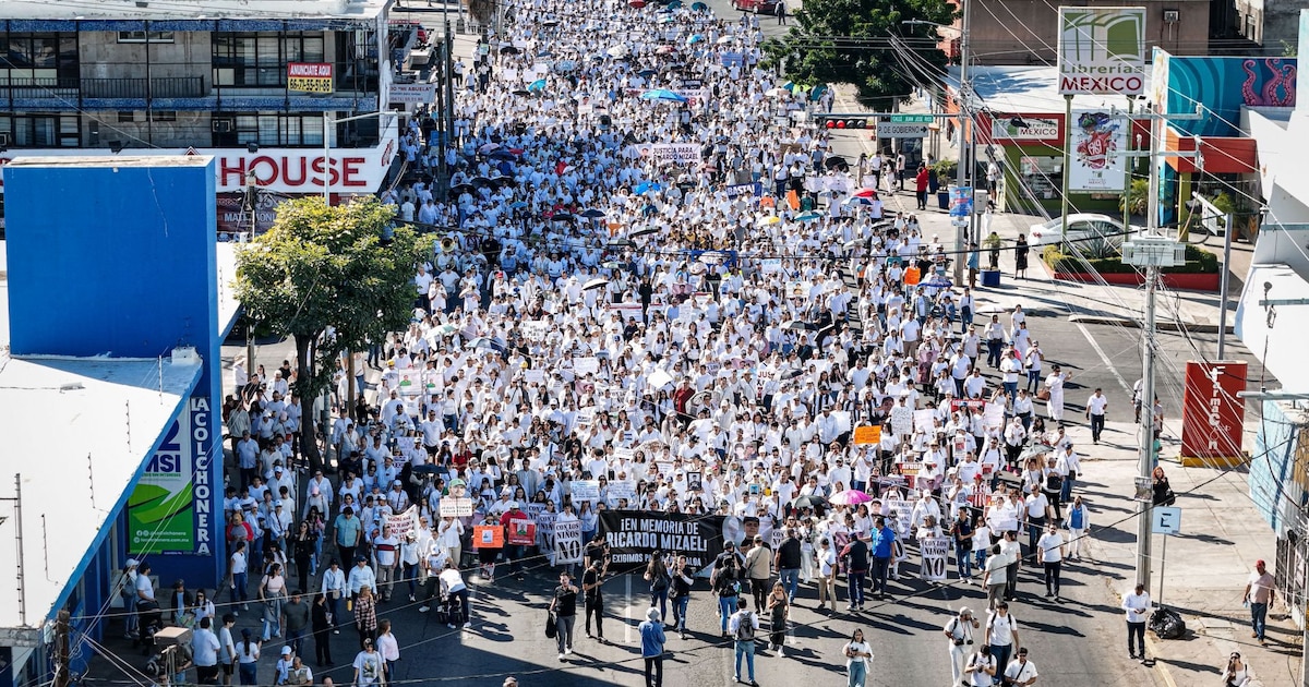 “Ya hemos sufrido demasiado”: marchan en Culiacán para exigir paz y seguridad a 2 años del inicio de la guerra del Cártel de Sinaloa