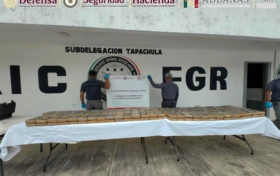 Suspected cocaine found in truck fuel tanks in Huixtla