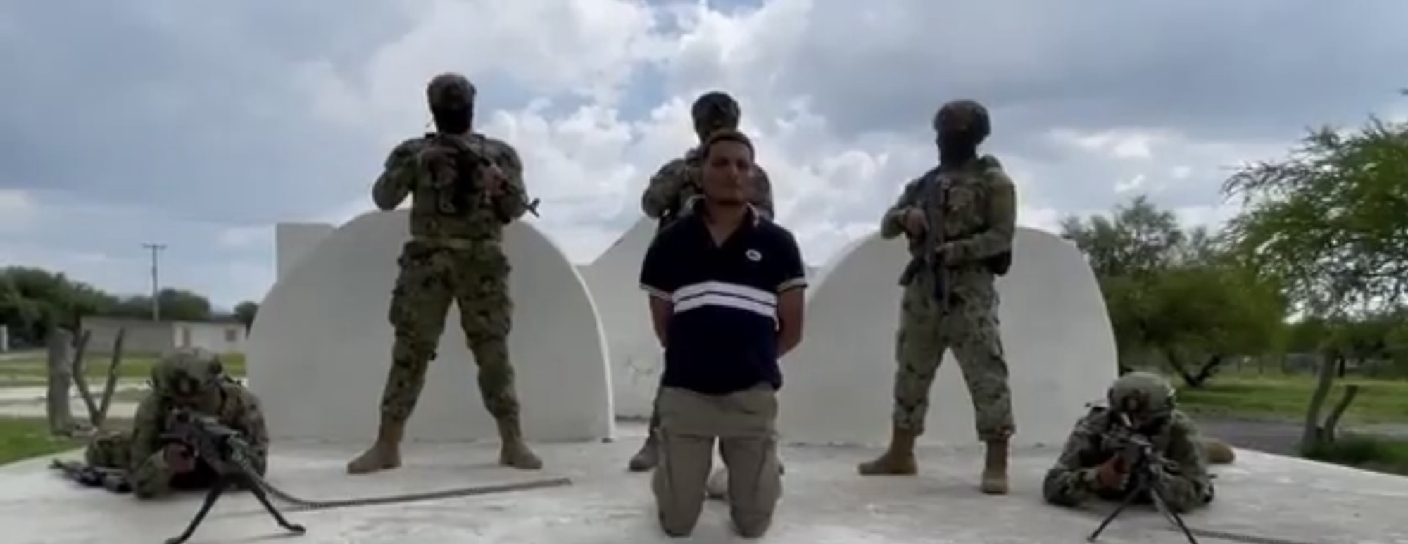 Grupo Bravo Interrogates Erick Gilberto Mendoza Acuña aka Comandante 28